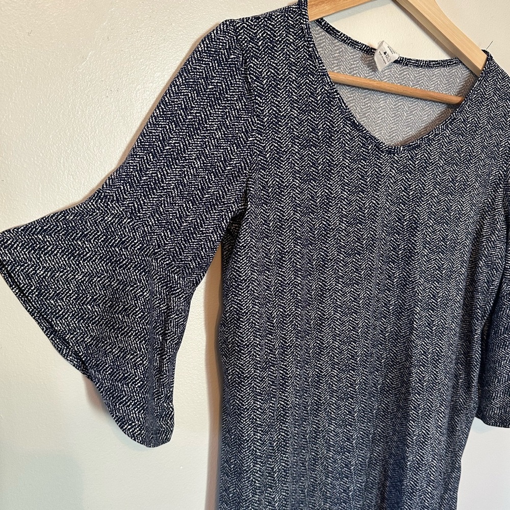 Navy and White Patterned Bell Sleeve Top